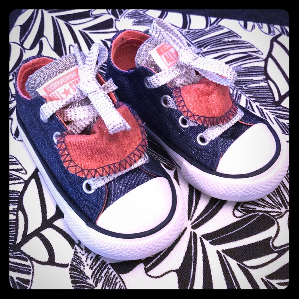 Converse-sparkly double tongue